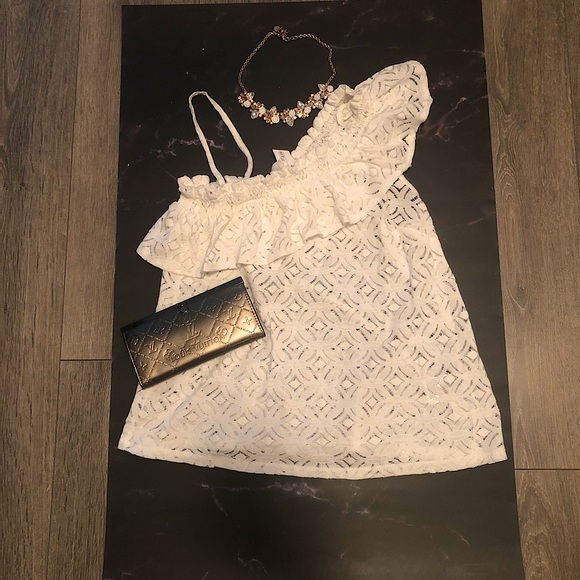 One Shoulder White Tank Top - Picture 1 of 4